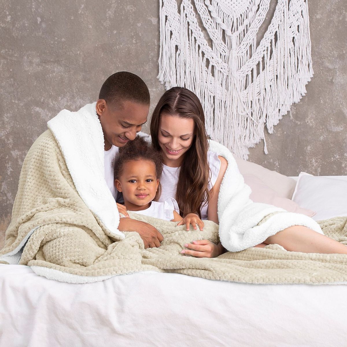 Coperta SHLEEPY colore beige con motivo jacquard stile classico 220x240