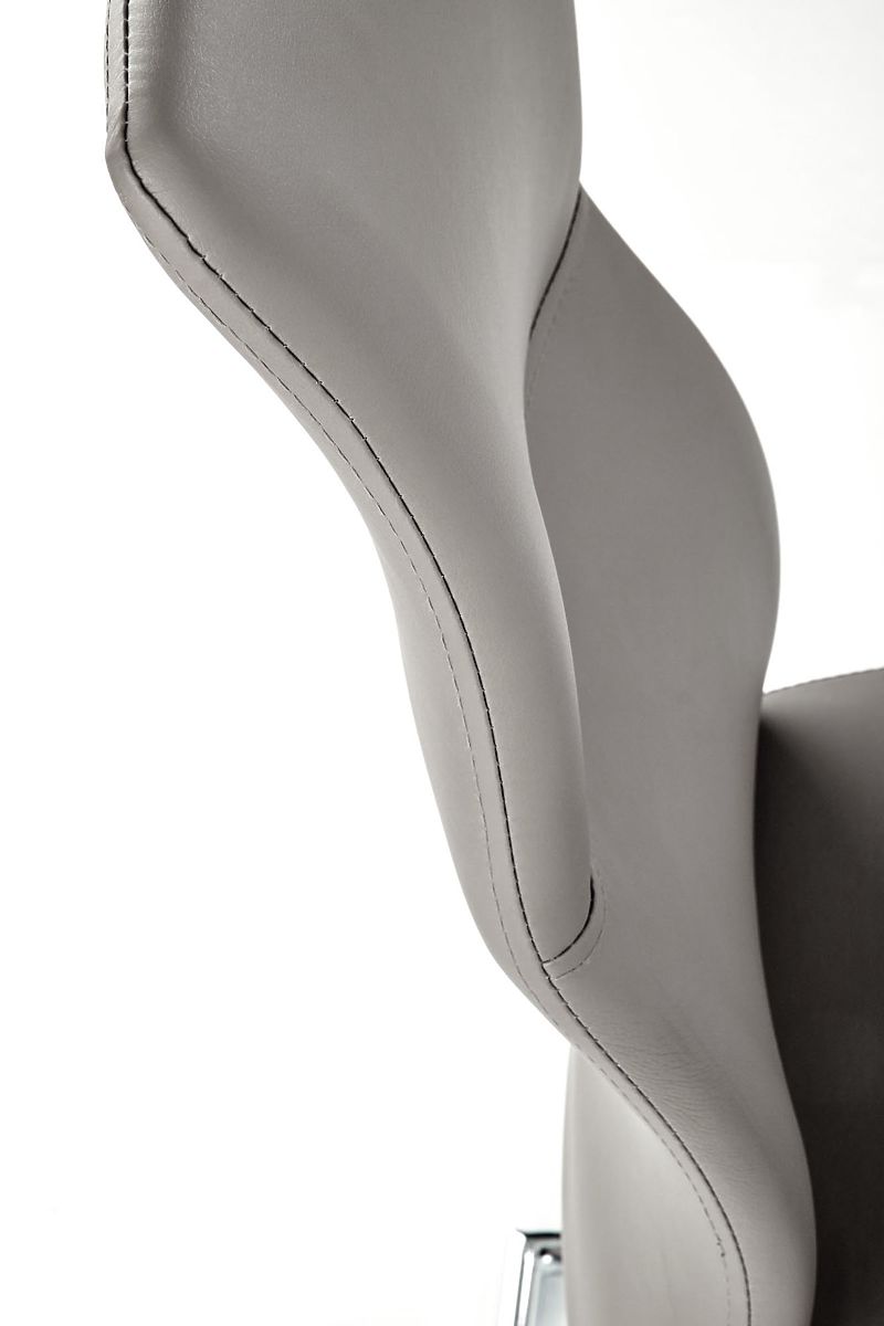 Set di 2 sedie in metallo cromato ARCO in ecopelle, grigio cenere