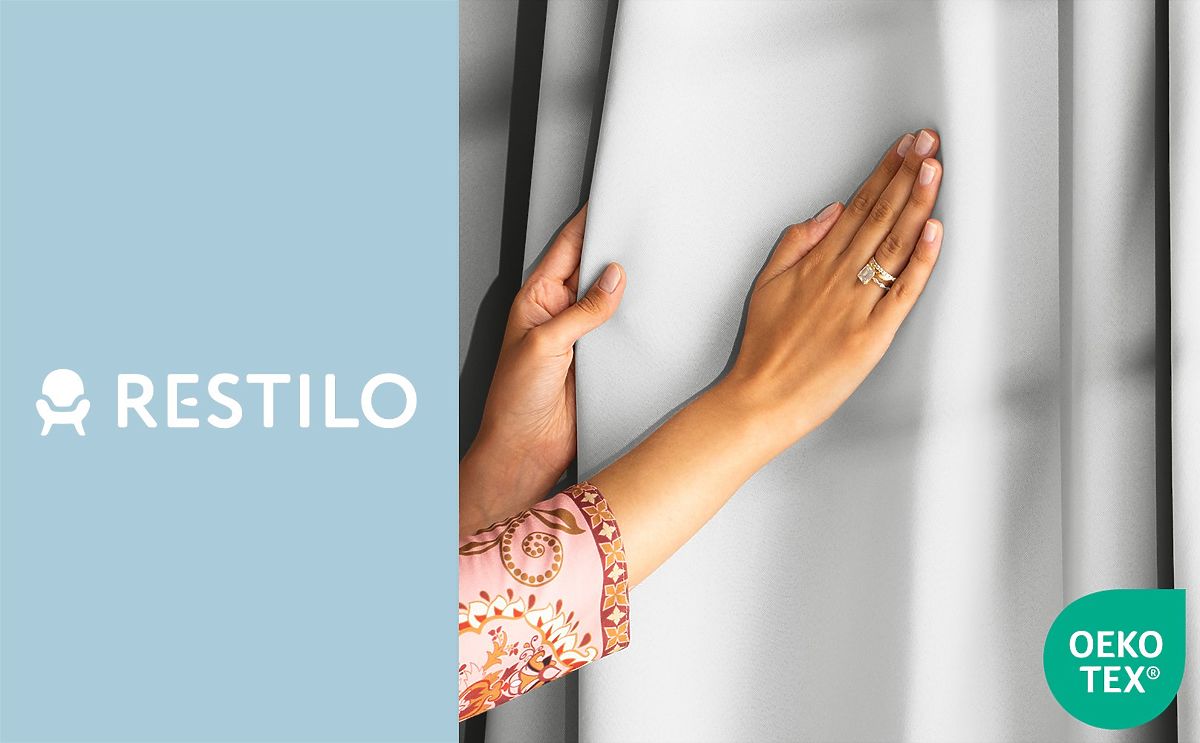 Tenda RESTILO BLACKOUT colore bianco, stile classico, anelli argentati, materiale blackout