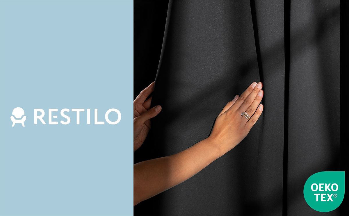 Tenda RESTILO BLACKOUT colore nero, fascetta per raccogliere, stile classico, occhielli argento, mat