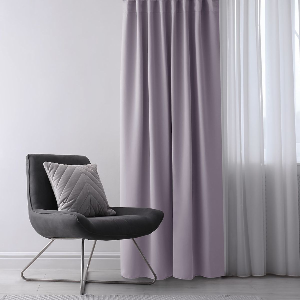 Tenda RESTILO BLACKOUT colore rosa cipria, fascetta regolabile, stile classico, occhielli argento