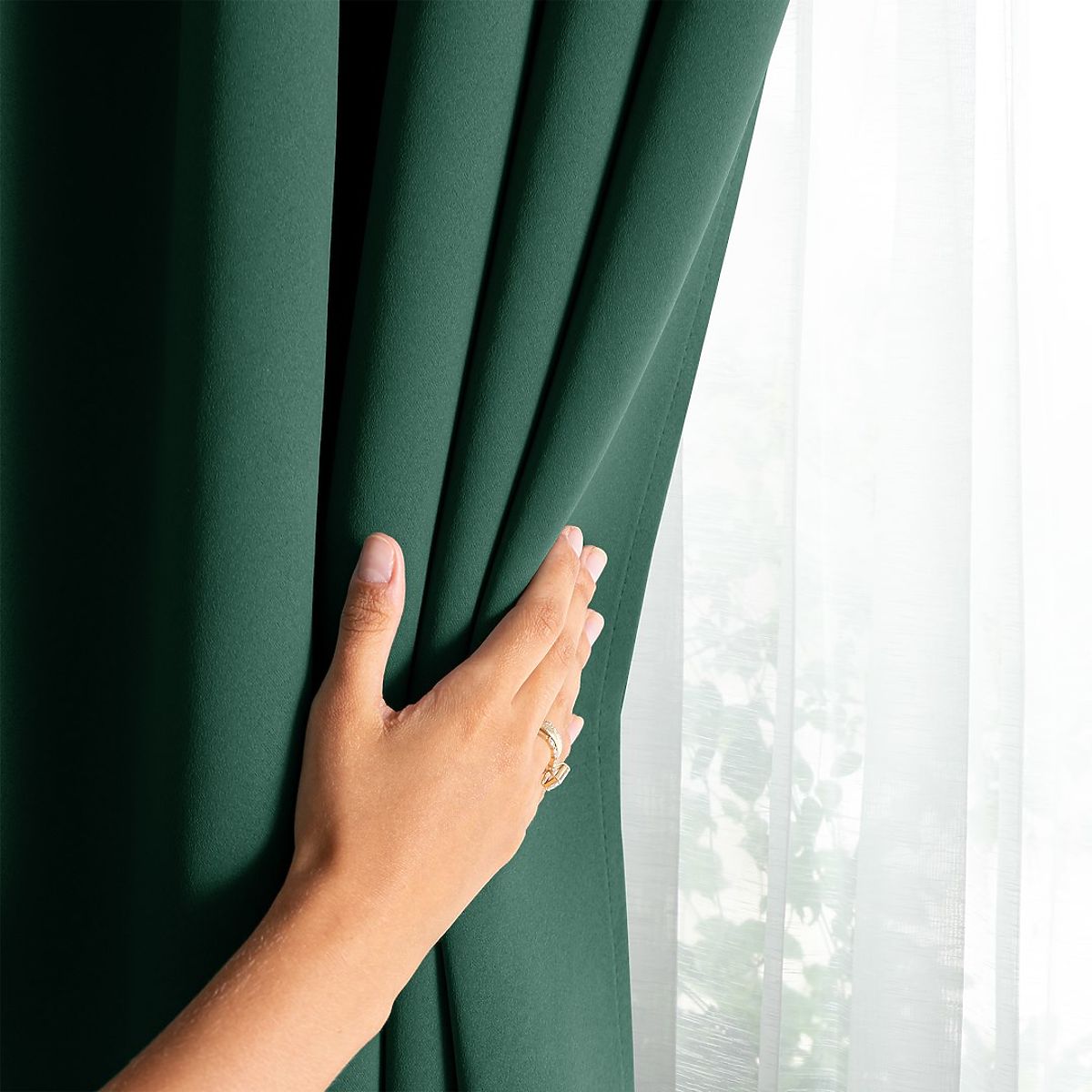 Tenda RESTILO BLACKOUT colore verde bottiglia, stile classico, nastro multifunzionale, materiale bla