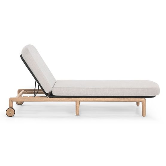 Lettino da giardino Komorebi regolabile, legno di acacia chiaro, acciaio, tessuto intrecciato, beige
