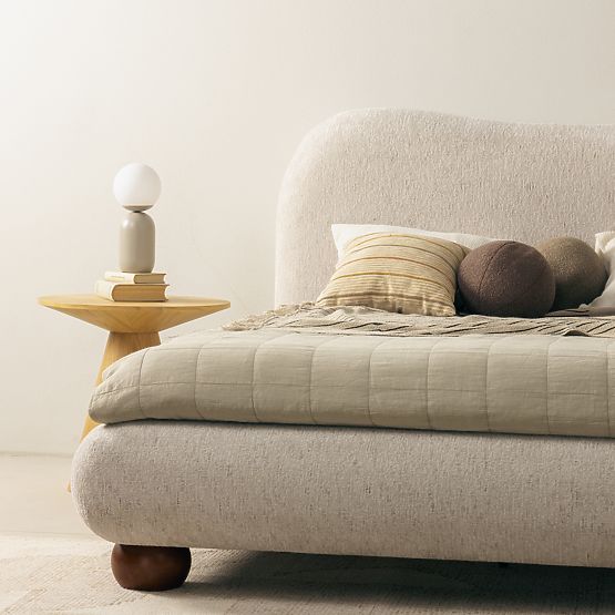 Letto imbottito Bowee 160x200 cm, con rete, beige chiaro, gambe a sfera