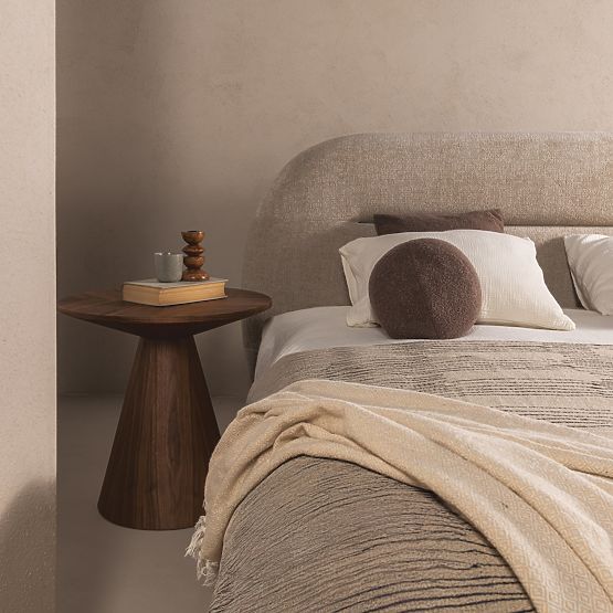 Letto imbottito Luno 140x200 cm, con rete e spazio contenitivo, beige chiaro, arrotondato