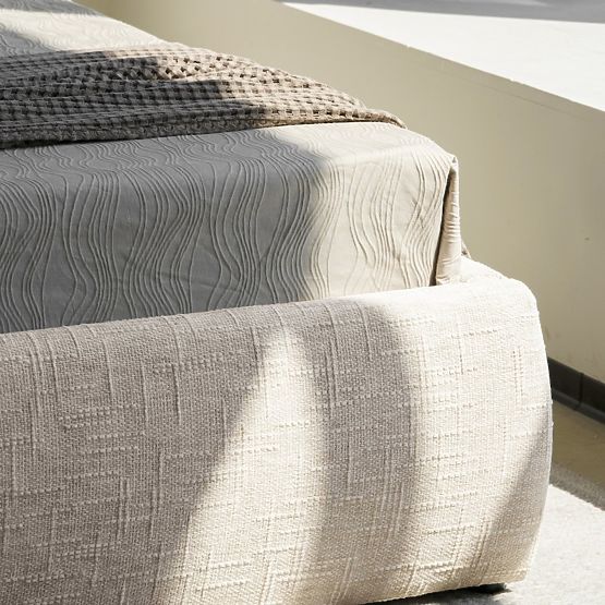 Letto imbottito Nestia 160x200 cm, con rete e spazio di stoccaggio, beige chiaro, arrotondato