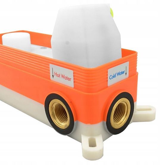 Miscelatore da incasso per vasca Rea Lungo Rame + Box