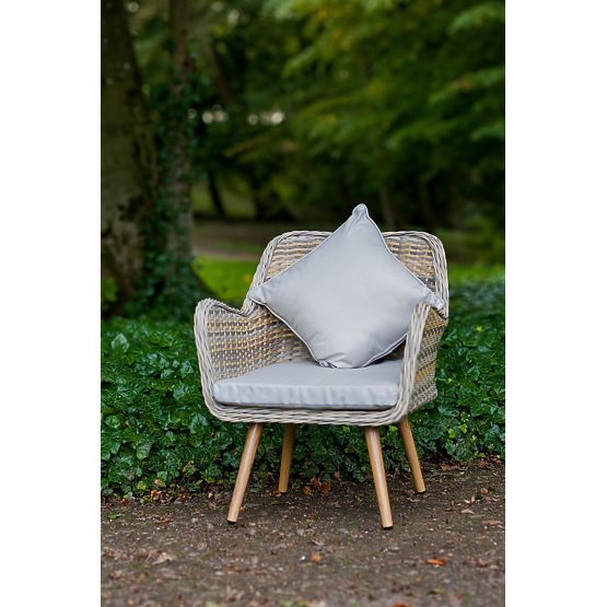 Piccolo set da balcone in rattan sintetico BELICCO