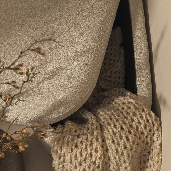 Pouf imbottito Layer con spazio di archiviazione, beige