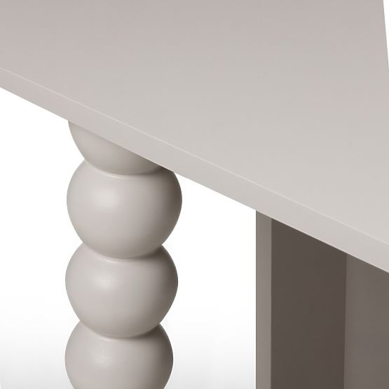 Scrivania Orel, color cashmere, gamba decorativa