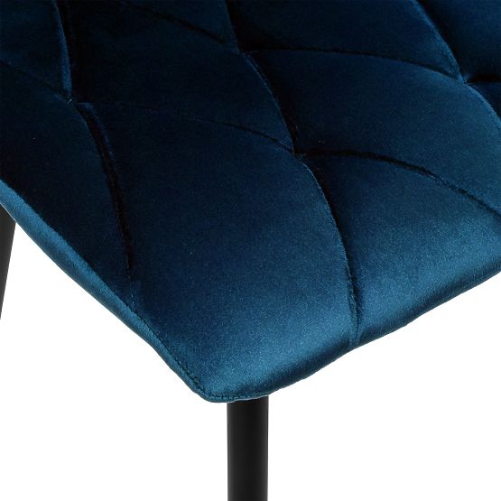 Sedia imbottita in velluto Madison blu Velvet