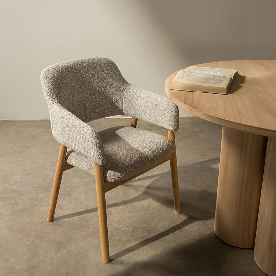 Sedia imbottita Sanremo grigio chiaro, bouclé/rovere