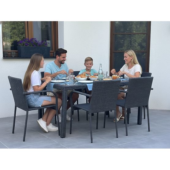 Set di mobili da pranzo in tecnorattan (tavolo 150×90 cm + 6 sedie) AVVICENTE, nero