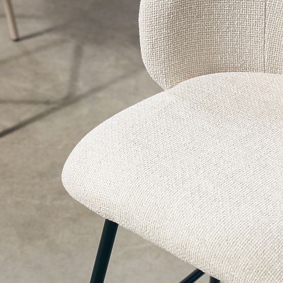 Sgabello da bar Larisa, beige chiaro/gambe nere