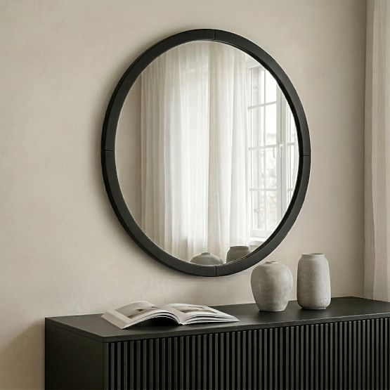 Specchio sospeso con cornice in legno Sesto 60 cm, rotondo, nero