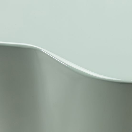 Tavolino laterale Bow 49 cm, salvia, lucido, forme arrotondate