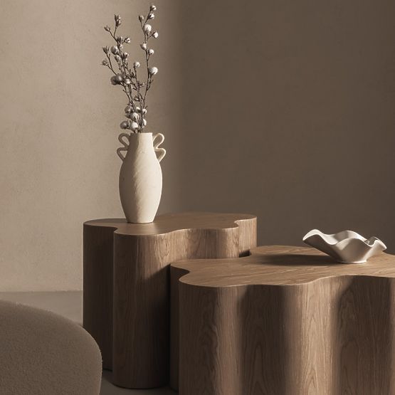 Tavolino laterale Cosmo 66 cm, noce, forme arrotondate