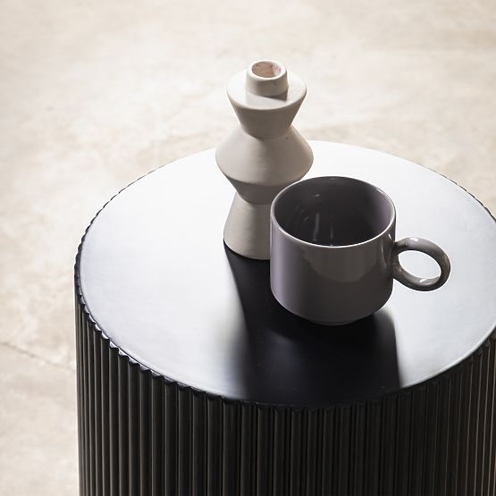 Tavolino laterale Ermanno, 35 cm, nero, scanalato