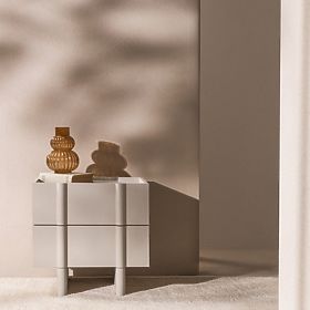 Comodino Moss color cashmere, arrotondato