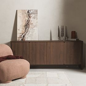 Credenza a quattro ante Moku noce villa, superfici frontali arrotondate