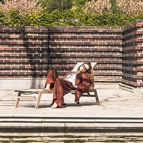 Lettino da giardino Shelly regolabile, in alluminio, beige