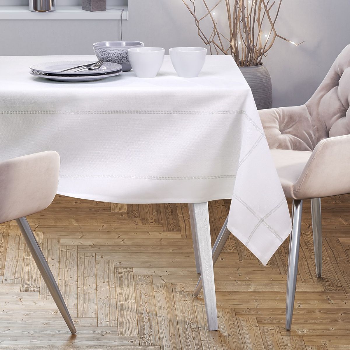 Tovaglia ANTONY colore bianco motivo liscio classico 140x400 ameliahome