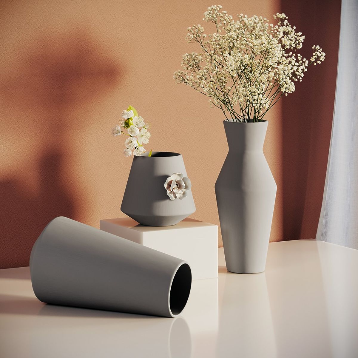 Vaso LUSITANO colore nero stile classico per interni ameliahome